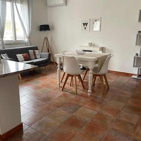 Ucuppu Appartamenti Carloforte  Exteriör bild